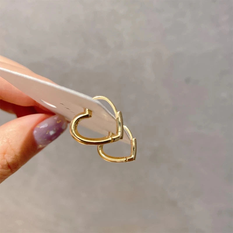 European Small Mobius Ring Stud Earrings Women 2021 Minimalist Metal Twisted Piercing Korean Fashion Jewelry